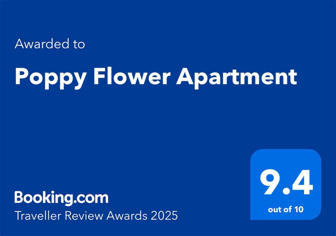 Poppy Flower Apartment Budapesta Exterior foto